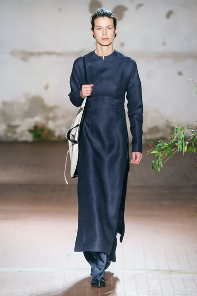 Look 7